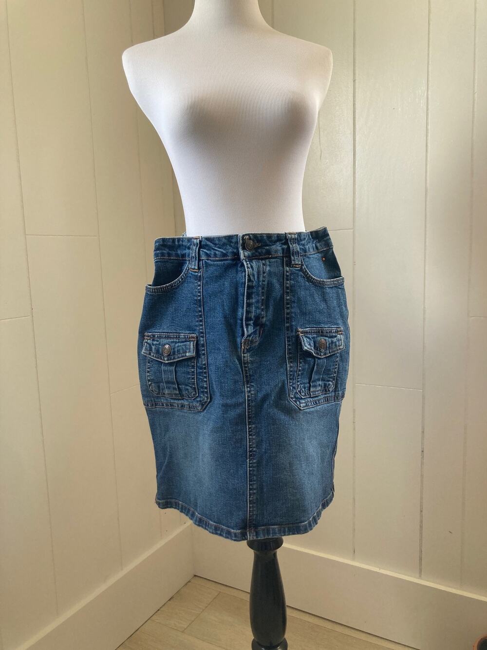 Old Navy Denim Pencil Skirt, Size 8